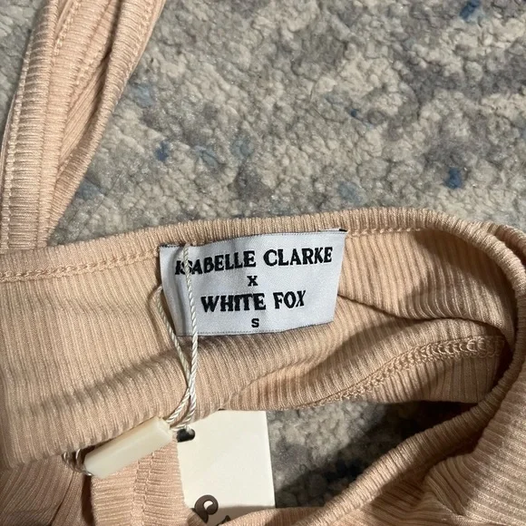 NWT Isabelle Clarke x White Fox  Aries Ribbed Halter Crop in Sand small - Picture 6 of 6